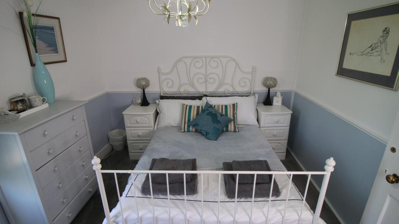 The White Lion At Wicken Bed & Breakfast มิลตันคีนส์ ภายนอก รูปภาพ